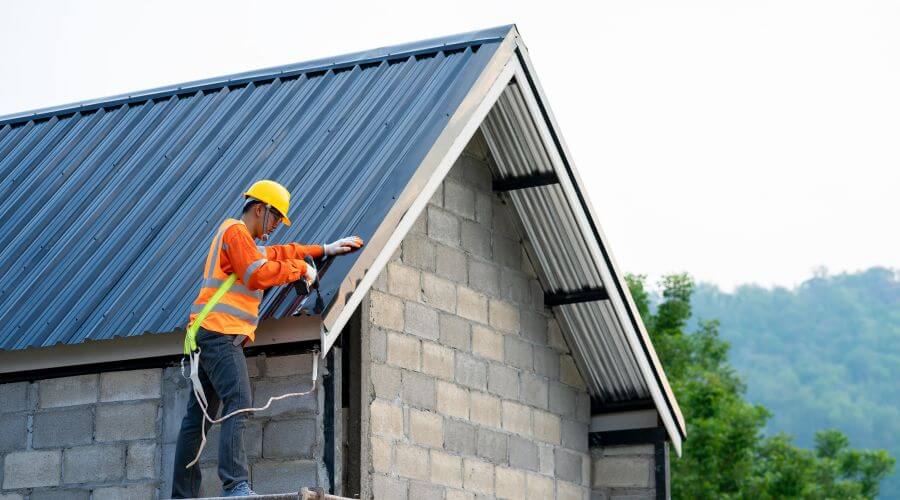 Professional Flat Roofing Installation in Idanha, OR